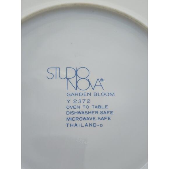 Teapot-Studio Nova-Garden Bloom-White-Green-Flowers-Butterflies-Bees-5 Cups - Picture 14 of 16